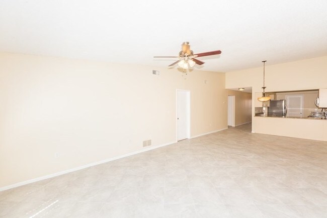 Building Photo - 3505 Tarpon Woods Blvd. Unit Q407