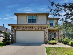 Building Photo - 24011 Mustang Run Dr