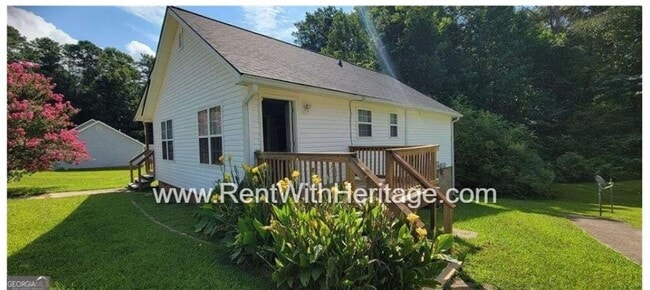 Building Photo - WOW! Fantastic 2 bd/ 2 bath Ranch Style Duplex  / Upgrades Galore / Great Location