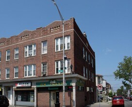Building Photo - 549 West Side Ave