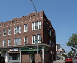 Building Photo - 549 West Side Ave