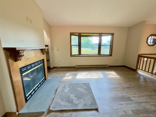 Building Photo - 709 NY-17M