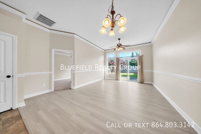 Building Photo - 562 Wesberry Cir