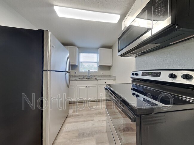 Foto del edificio - 2717 13th Ave S