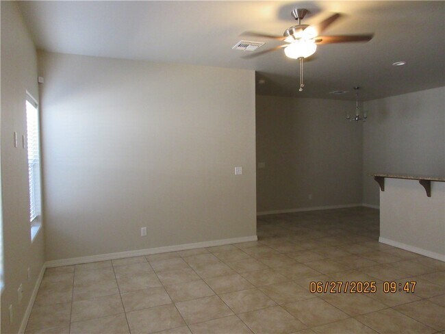 Foto del edificio - 945 Sheldon Ave