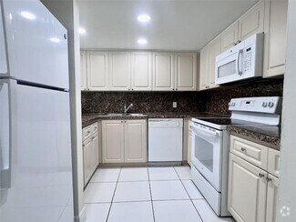 Building Photo - 17350 NW 68th Ave