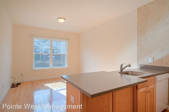 Photo - Creekside Apartments