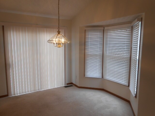 Foto del edificio - 2093 Brookbank Dr