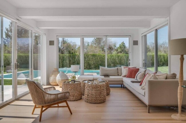 Foto del edificio - 108 Mill Creek Close