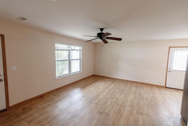 Foto del edificio - 1540 Florence Dr