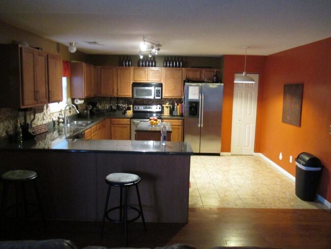 Foto del edificio - 500 Turkey Pointe Ln