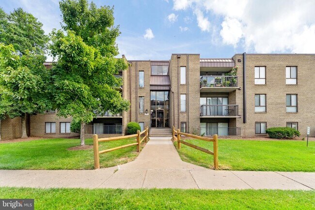 Foto del edificio - 7599 Gales Ct