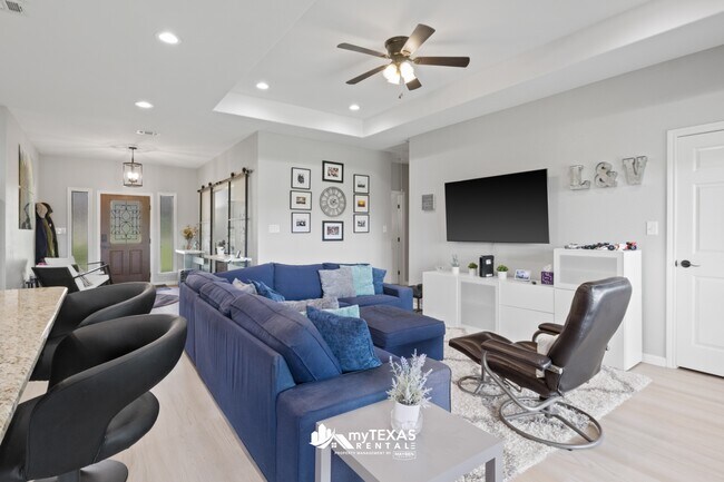 Foto del edificio - 314 Rosewood St