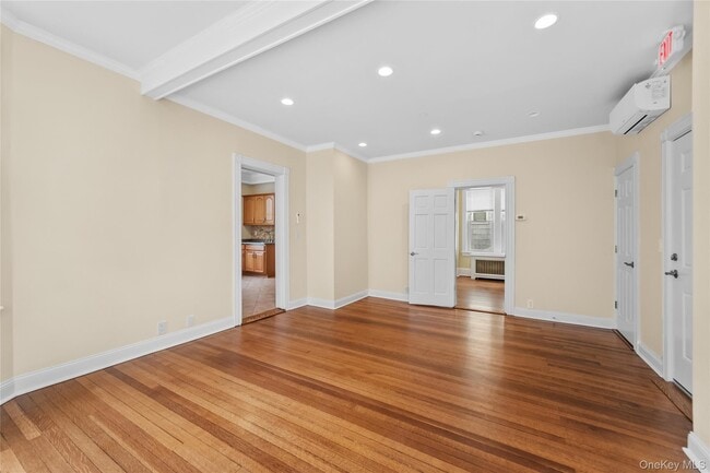 Foto del edificio - 81 N Washington St