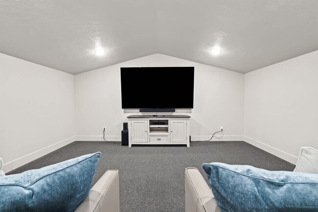 Foto del edificio - 303 CM Rdg Ln