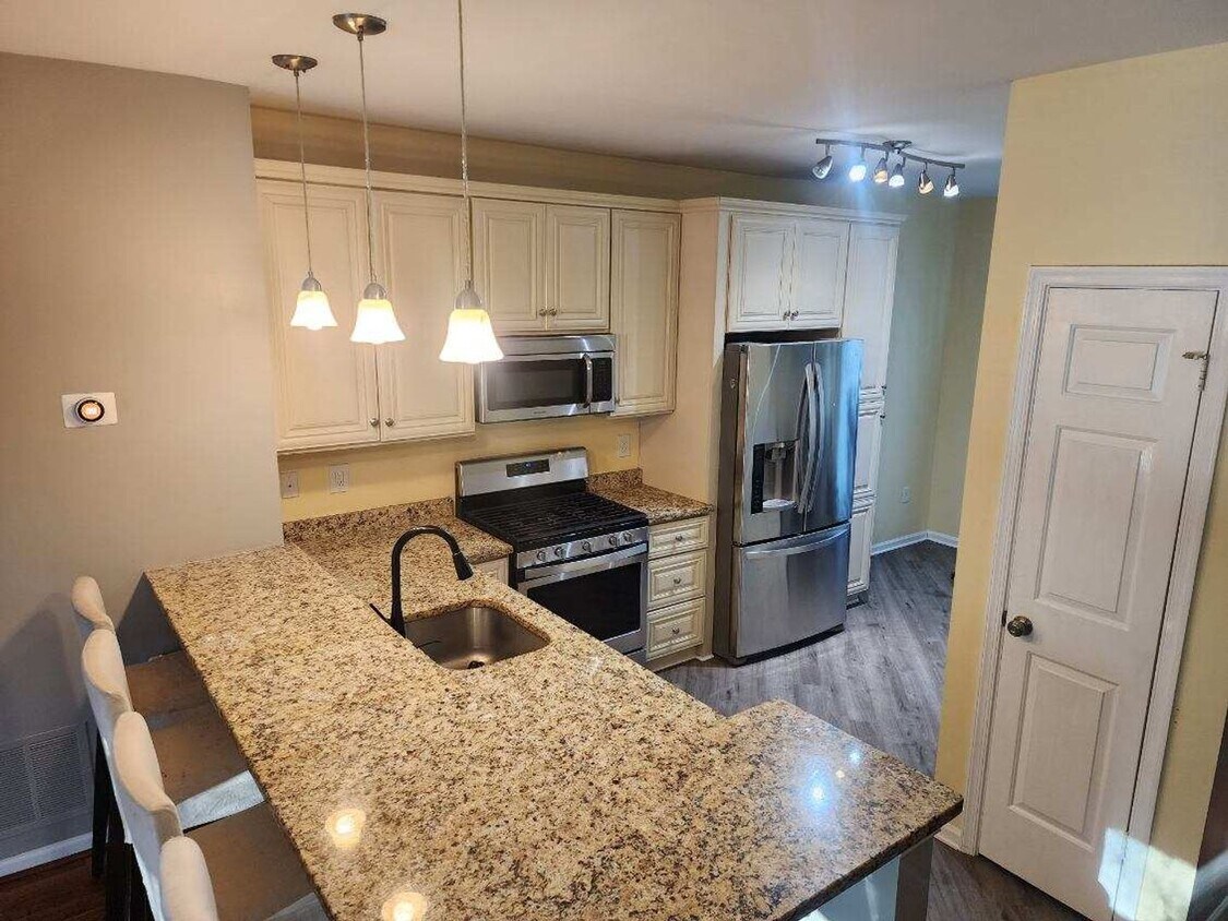 Primary Photo - Gorgeous updated 2br/2ba TH
