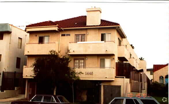 Primary Photo - 1440 Hi-Point St