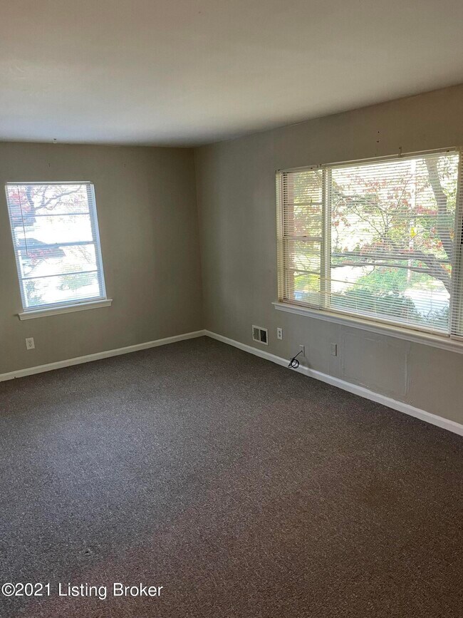 Foto del edificio - 2624 Longview Ave