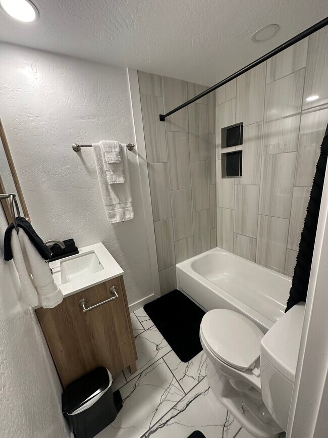 Foto del edificio - Icon Executive Suites LLC