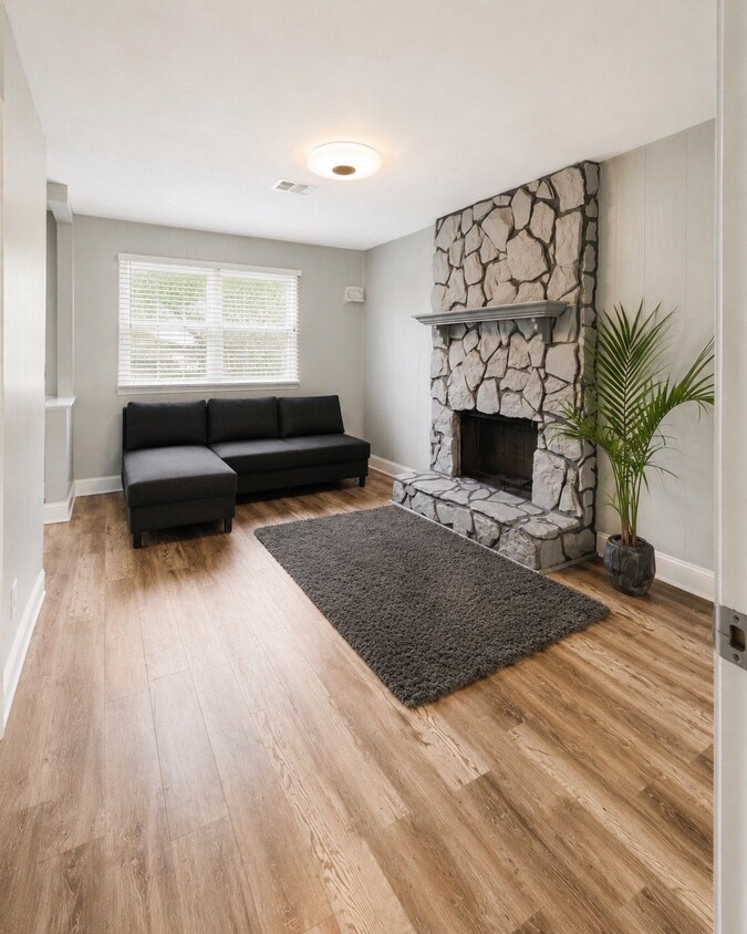 Photo - 1168 Perry Way (Stone Mountain, GA)