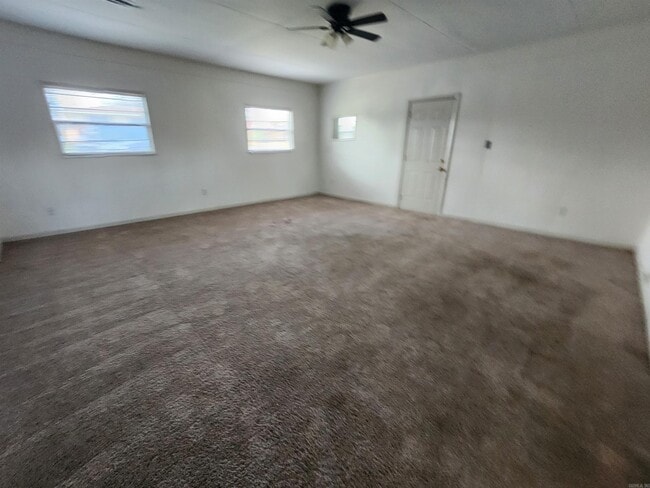 Building Photo - 4 La Vista Dr