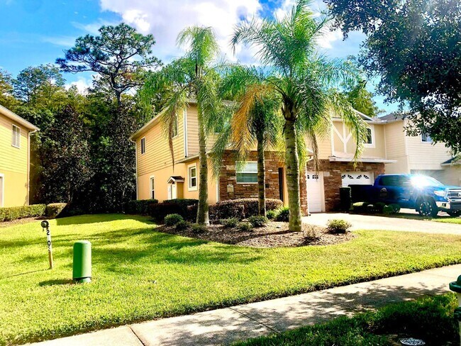 Photo - MOVE IN NOW!!  Beautiful 3 bed 2.5 bath to... Townhome