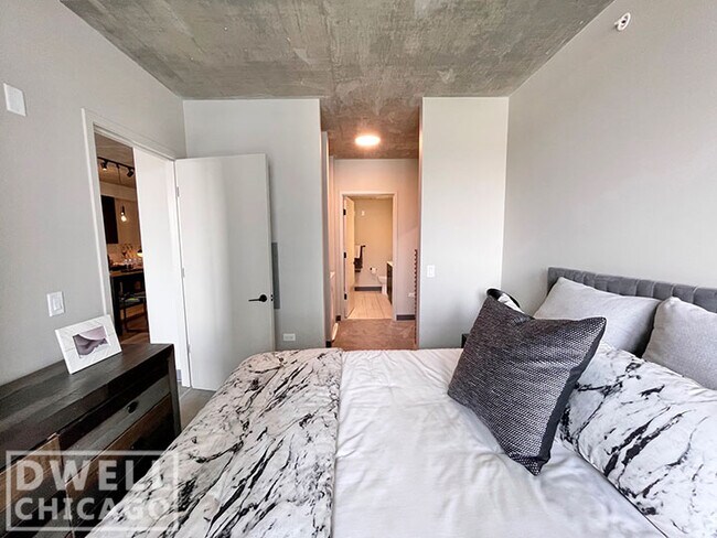 Foto del edificio - 177 N Ada St
