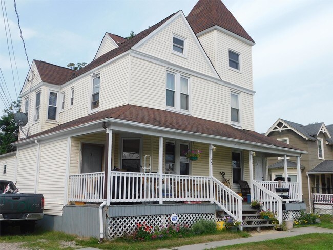 Building Photo - 46 Park Ave