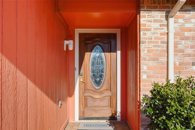 Building Photo - 1549 Bosque Dr