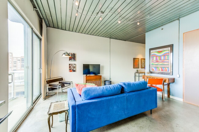 Photo - 620 Glen Iris Dr NE Apartment