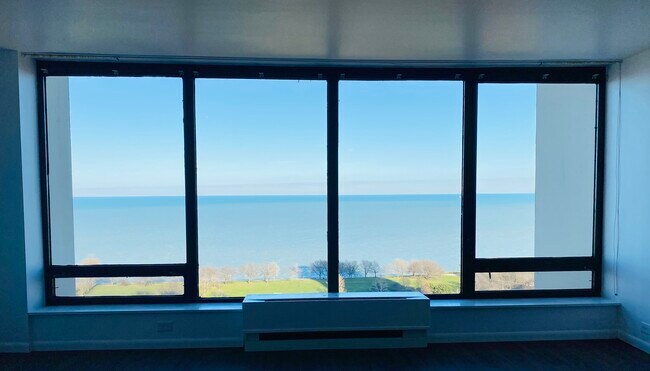 Foto del edificio - 5445 N Sheridan Rd