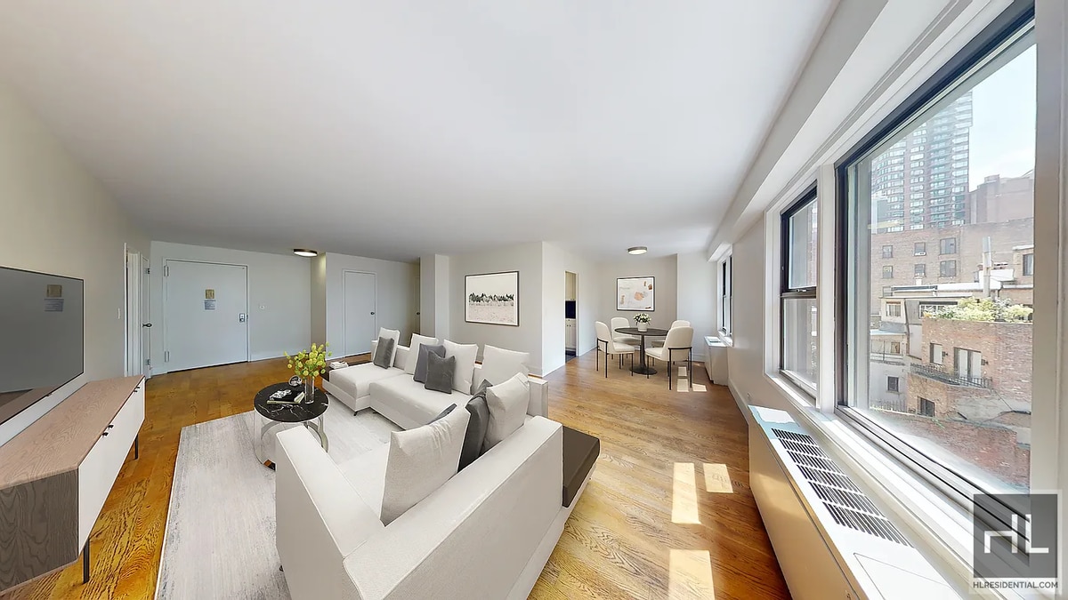 Primary Photo - EAST 63 STREET