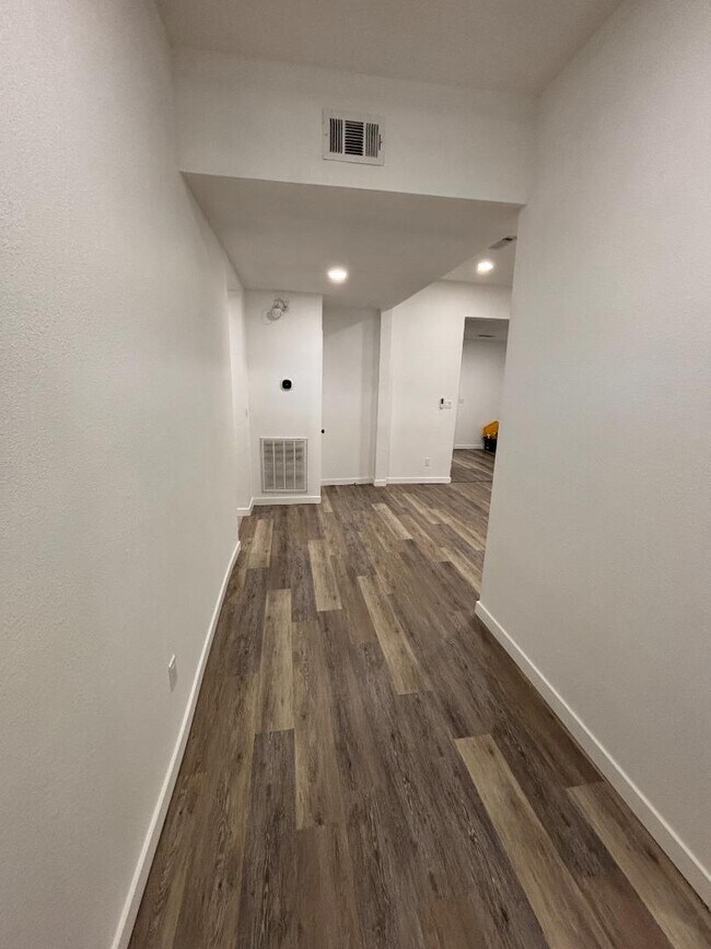 Foto del edificio - 309 N Allis St