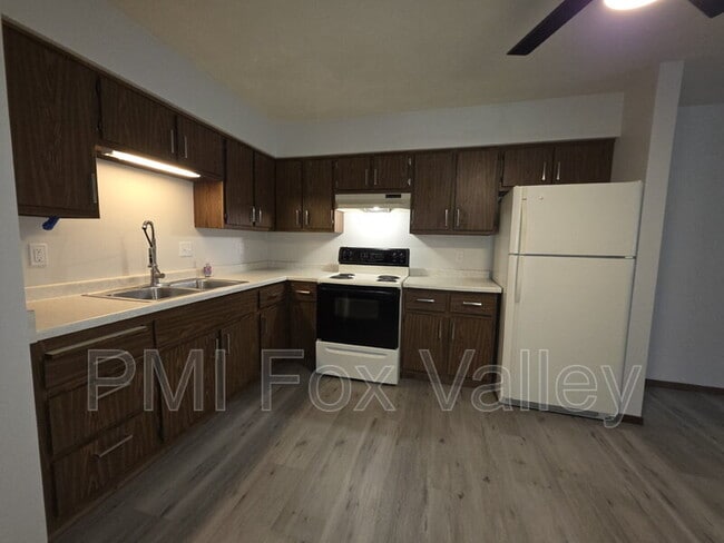 Foto del edificio - W7760 Elm St