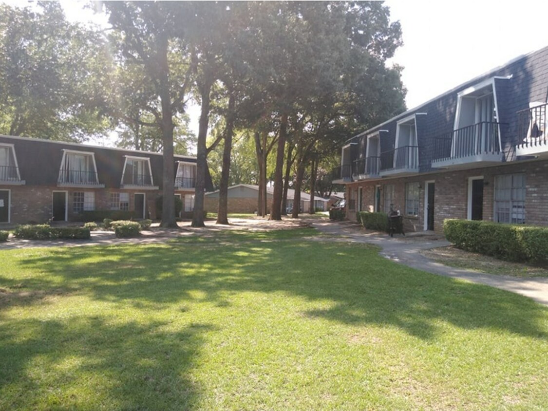 Village North Apartments Apartments 135 Ignico Dr Warner Robins, GA