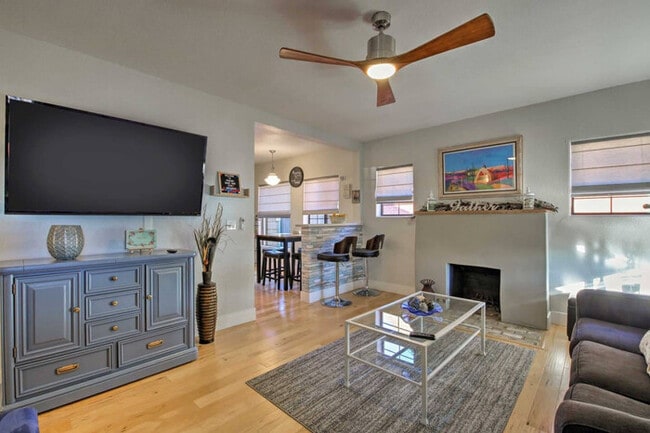 Foto del edificio - Phoenix Home | Pool & String Lights