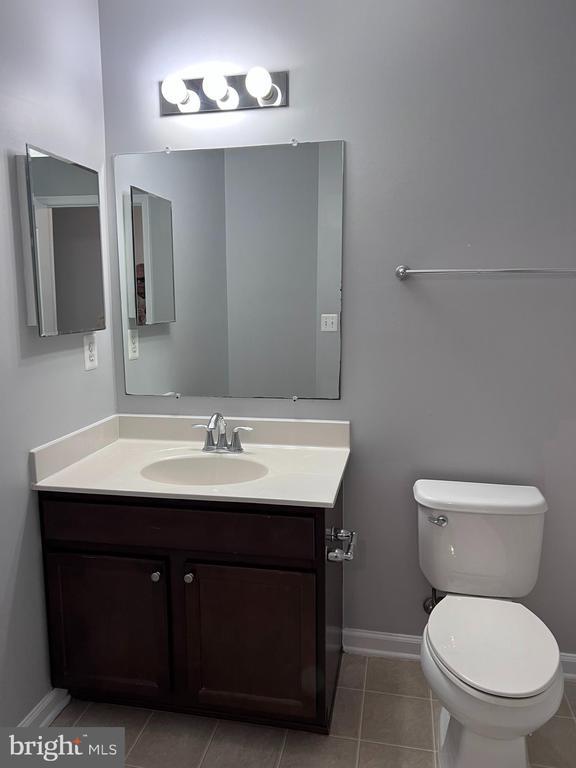 Building Photo - 820 Wingsail Ct