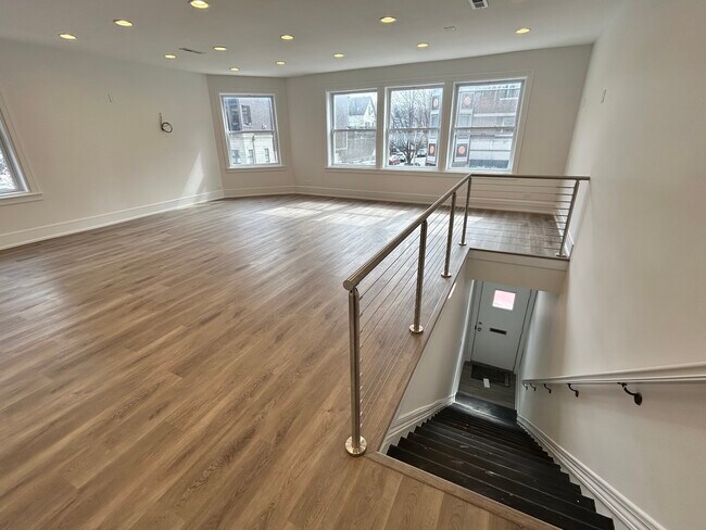 Building Photo - 2300 W Belmont Ave