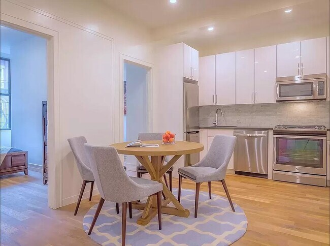 Building Photo - 309 East 92nd Street
