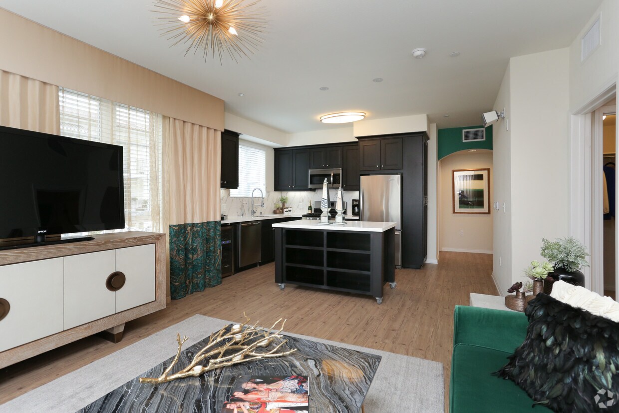 Broadstone Candara at Hancock Park Apartments Los Angeles, CA