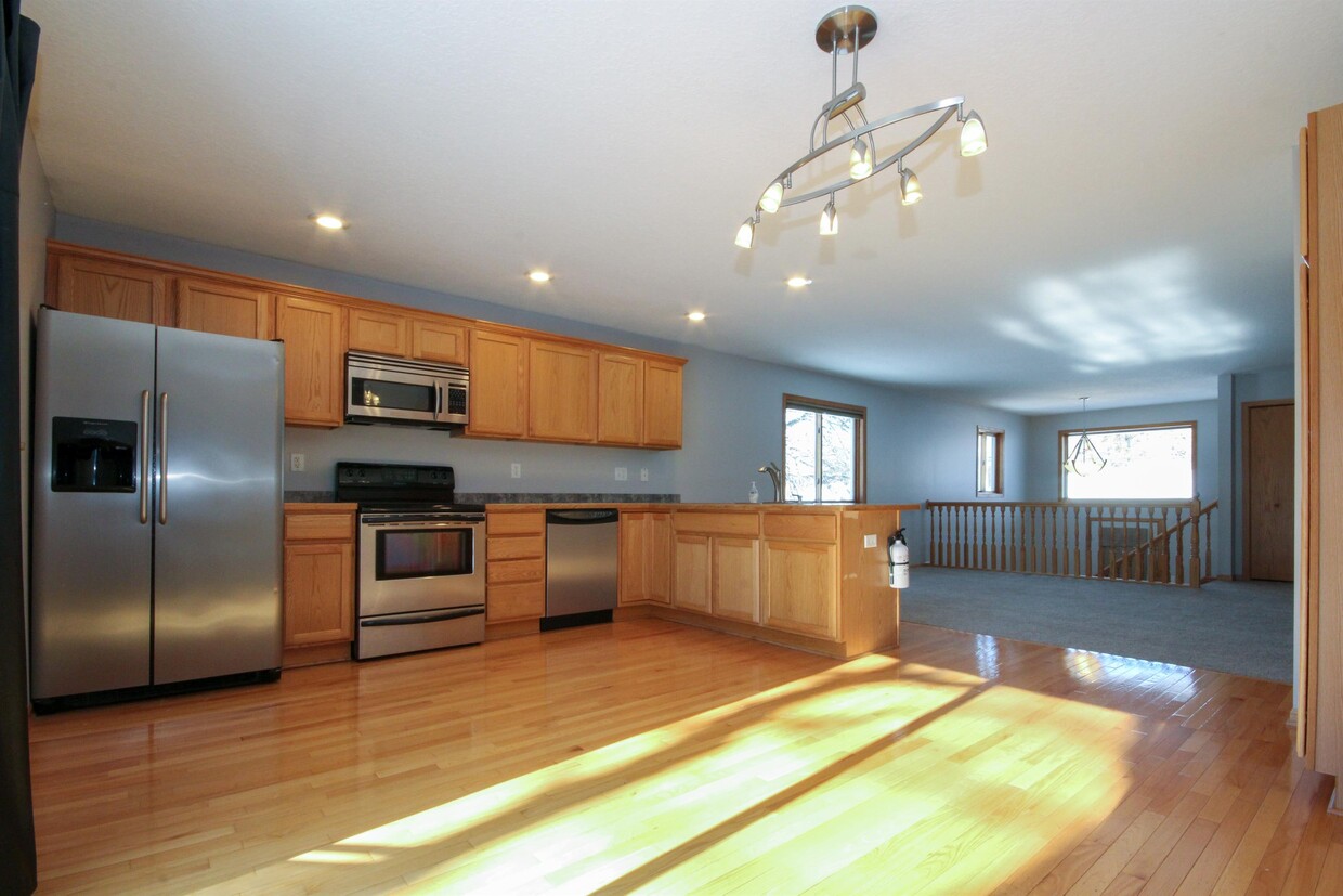 Primary Photo - 316 Chestnut St E