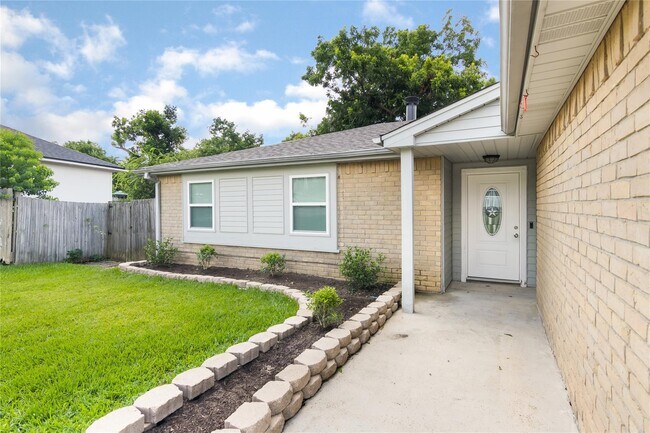 Foto del edificio - 12757 Lake Conroe Hills Dr