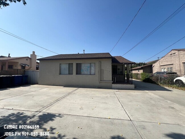 Foto del edificio - Rosemead 2 Bedroom Home