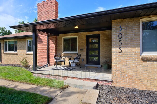 Foto del edificio - 3055 N Monaco St Pkwy