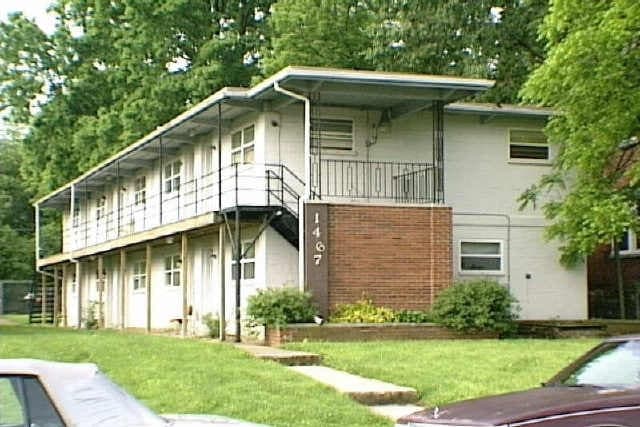 Building Photo - 1467 E Mound