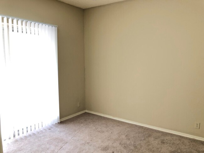 Foto del edificio - PRELEASE 8/15/2025 2 bed 2 bath