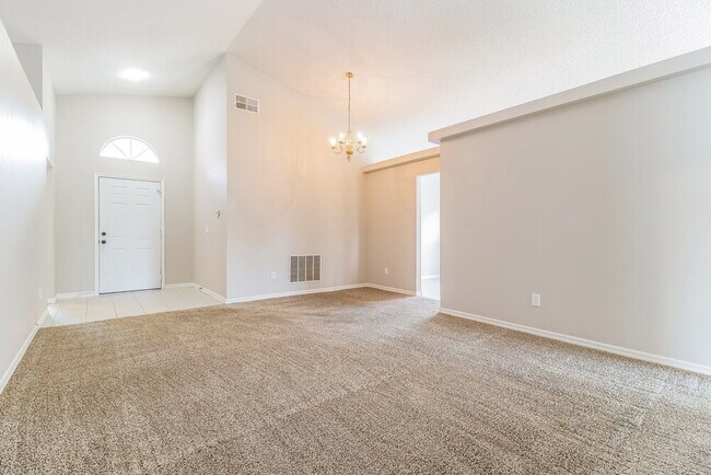 Foto del edificio - 2331 Cobblefield Cir