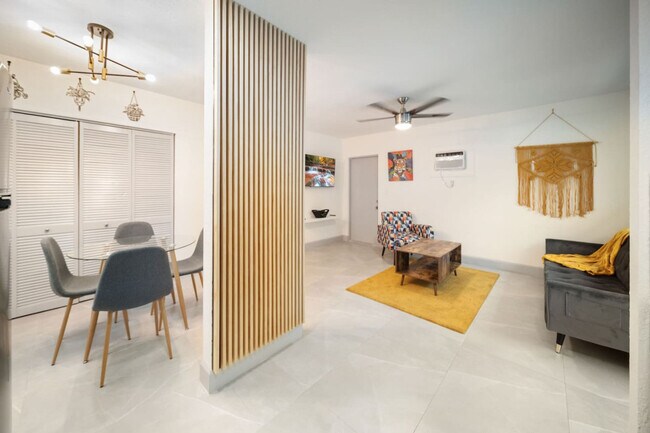 Foto del edificio - 847 NE 16th Ave