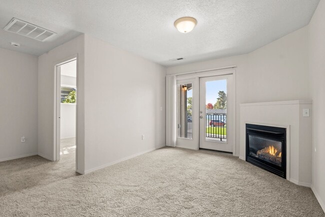 Foto del edificio - 2 Bed/1 Bath in 55+ Independent Living Community