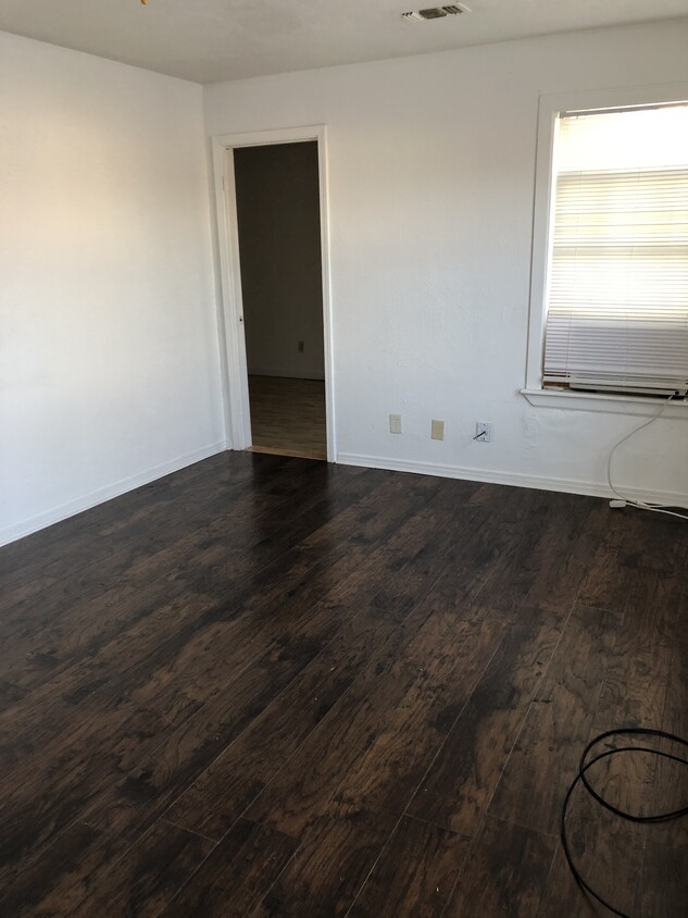Building Photo - 4106 Cline Rd